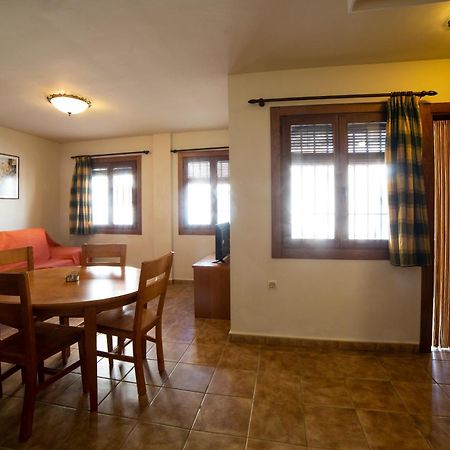 Apartamentos Berrocal Alcalá del Júcar Kültér fotó